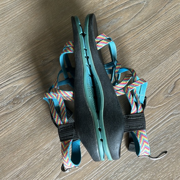 Chaco ZX/2 Girls Size 3 Yampa Fiesta Rainbow 🌈 Dual Strap Sandals - Picture 5 of 8
